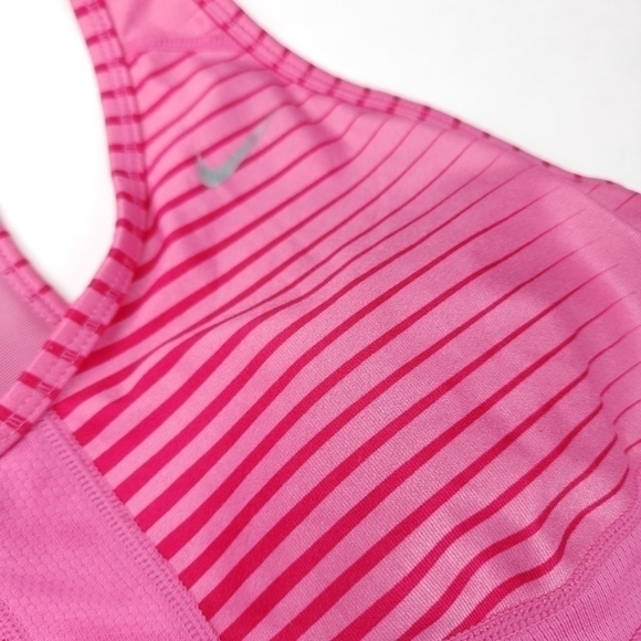 Nike Pink Striped Racer Back Athletic Top Sz M - Picture 8 of 9